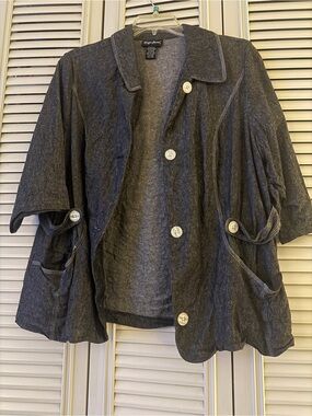 Maggie Barnes Charcoal Button-Front Short Sleeve Jacket